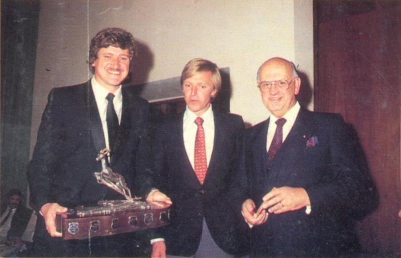 Race Winners - Maruis Els and Vic Dickerson with State President P W Botha. Race Winners - Maruis Els and Vic Dickerson with State President P W Botha.