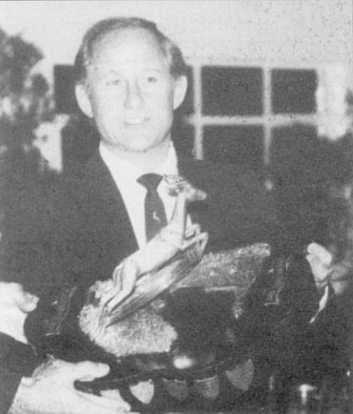 Previous years winner Robbie Schwartz and the Trophy in 1994. Previous years winner Robbie Schwartz and the Trophy in 1994.