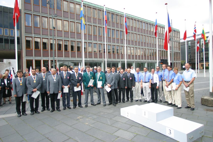 Top 10 teams - click to enlarge 2004 World Rally Flying Championships