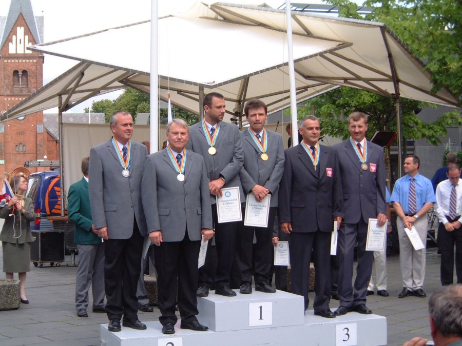 Top 3 teams - click to enlarge 2004 World Rally Flying Championships Herning