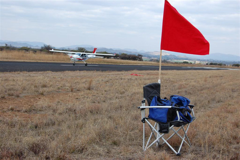 Hopefully a take-off. The red flag indicates a cross wind - 2009 SA National Landing Championships Hopefully a Take-off - 2009 SA National Landing Championships